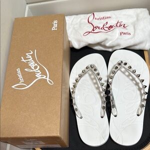 Christian Louboutin Loubi Donna Spike Red Sole Flip Flops W/US8